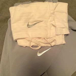Nike Running outfit!  *SOLD**